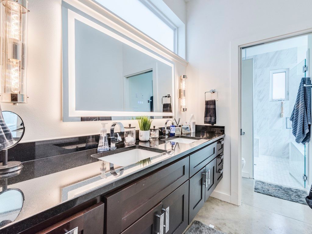 Bathroom, Dual Sink Vanities, Glass Shower, Interior, Marble Walls