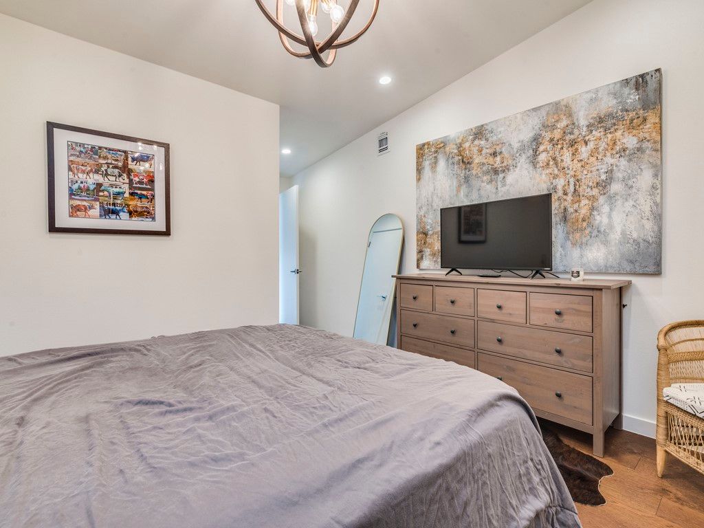 Bedroom, Interior, Pendant Lights, Recessed Lighting, Wood Texture Flooring