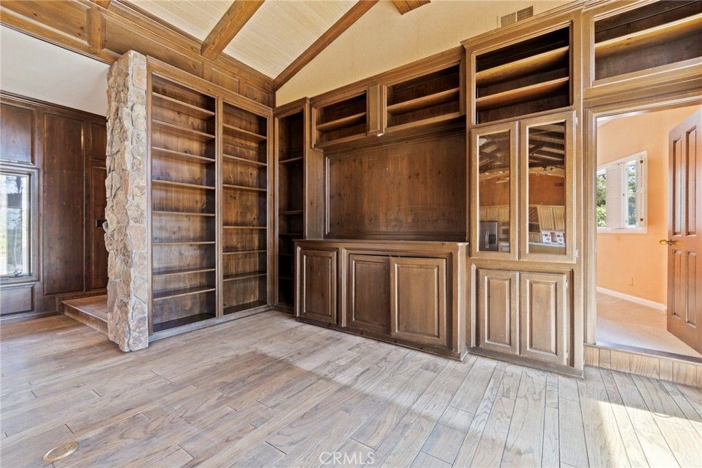 Empty room, Interior, Wooden Beams, Wood Texture Flooring, Wooden Walls