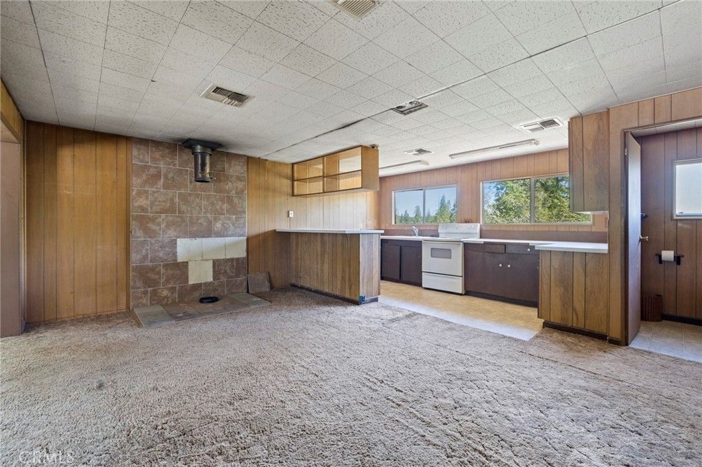Interior, Stone Walls, Wooden Walls