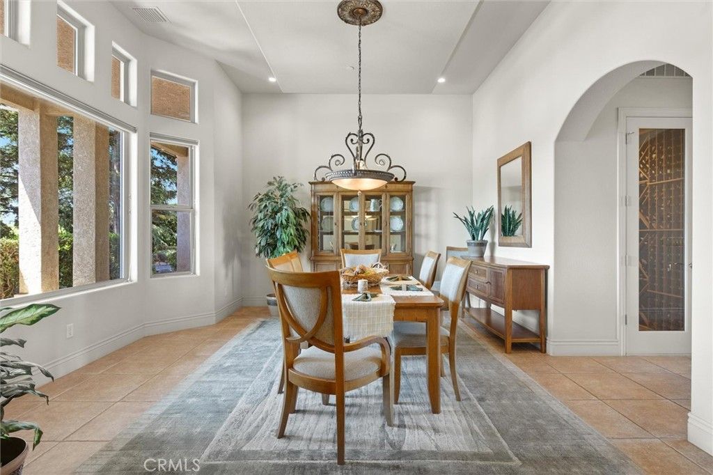 Chandelier, Dining room, Interior, Recessed Lighting