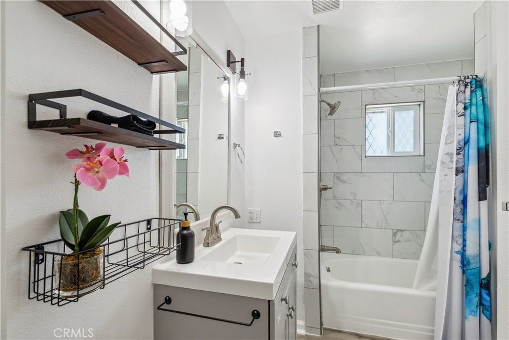 Bathroom, Interior, Marble Walls