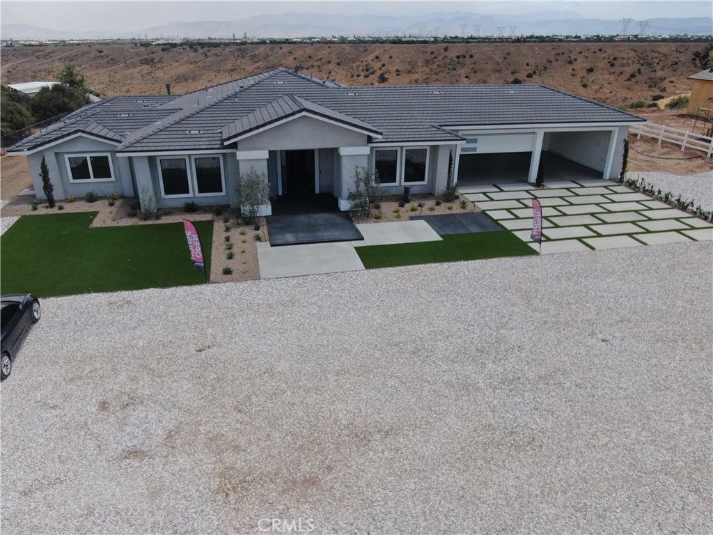 Attached, Backyard, Exterior, Facade, Ranch