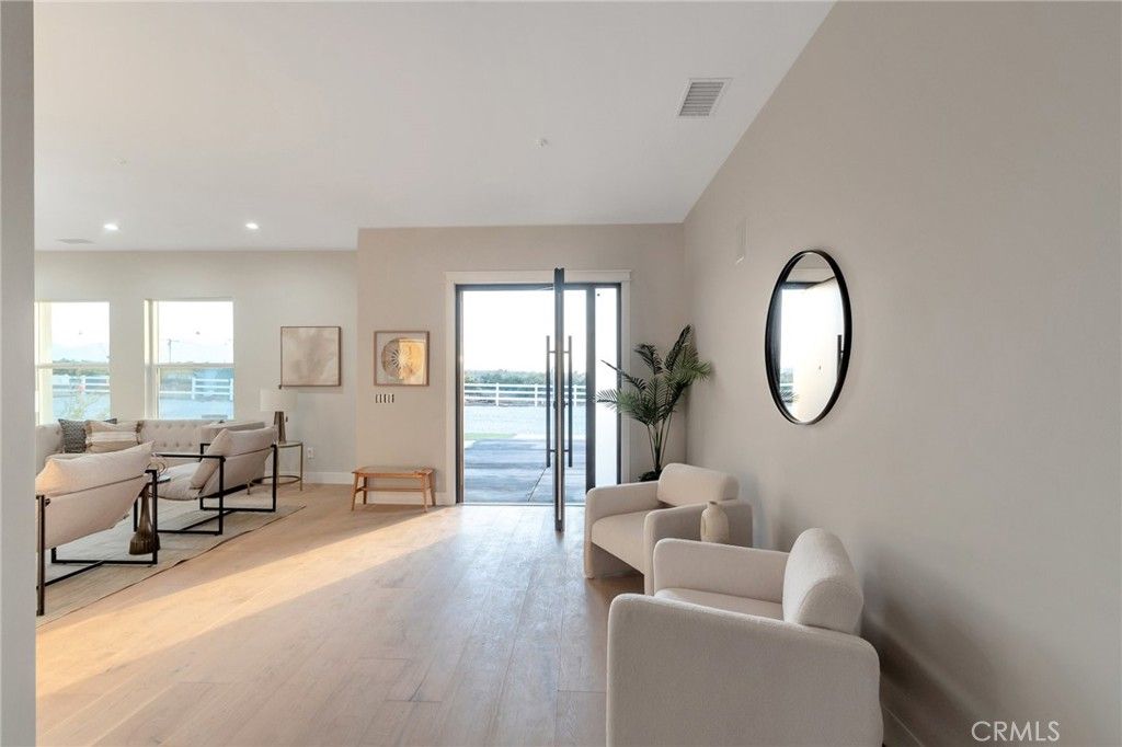 Interior, Living room, Recessed Lighting, Water, Wood Texture Flooring