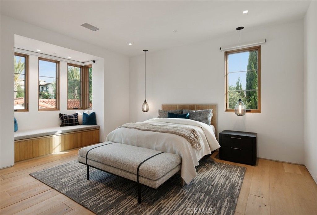 Bedroom, Interior, Pendant Lights, Recessed Lighting, Wood Texture Flooring