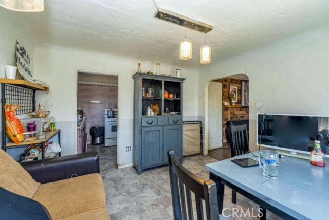 Dining room, Interior, Living room, Pendant Lights