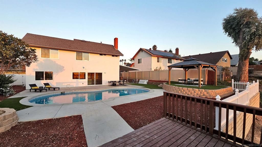 Backyard, Exterior, Pool