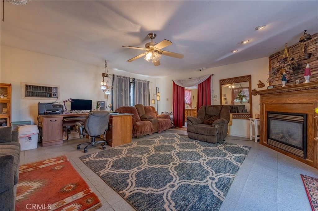 Fireplace, Home Office, Interior, Living room, Pendant Lights, Recessed Lighting