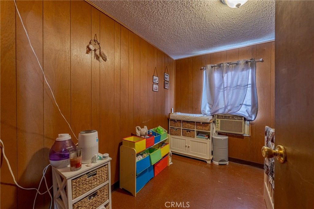 Interior, Wooden Walls