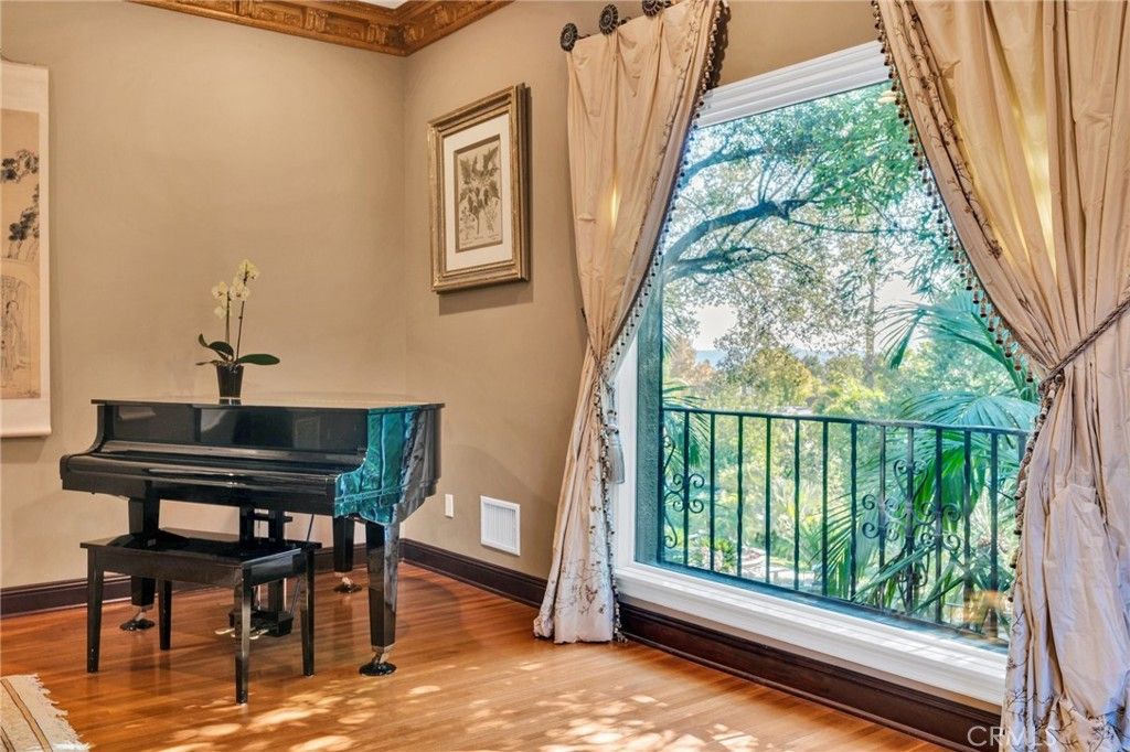 Interior, Piano, Wood Texture Flooring