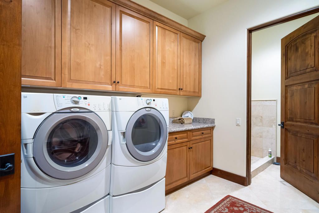 Interior, Washer
