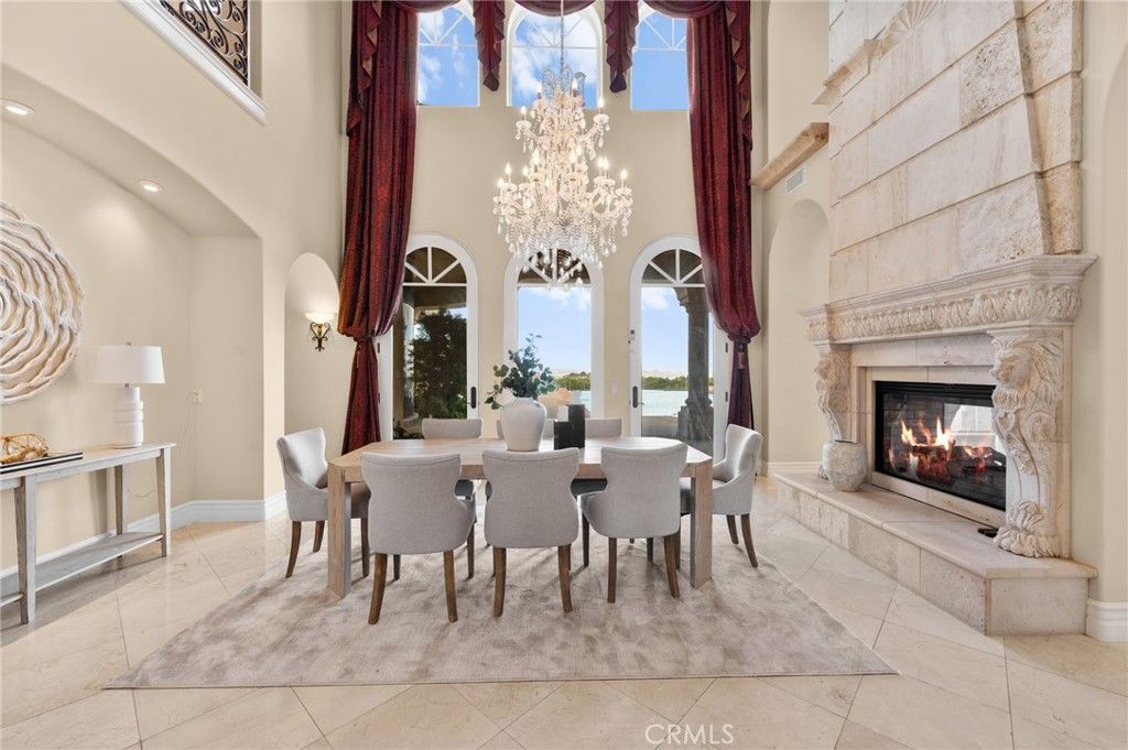 Chandelier, Dining room, Fireplace, Interior, Recessed Lighting