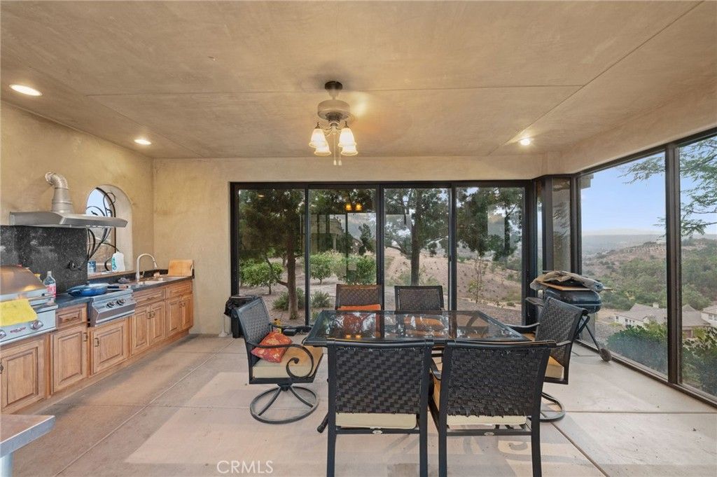Dining room, Interior, Recessed Lighting, Sun Room