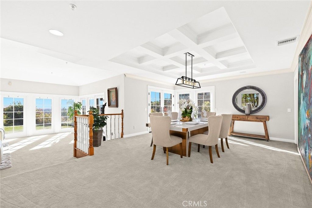 Dining room, Interior, Pendant Lights, Recessed Lighting