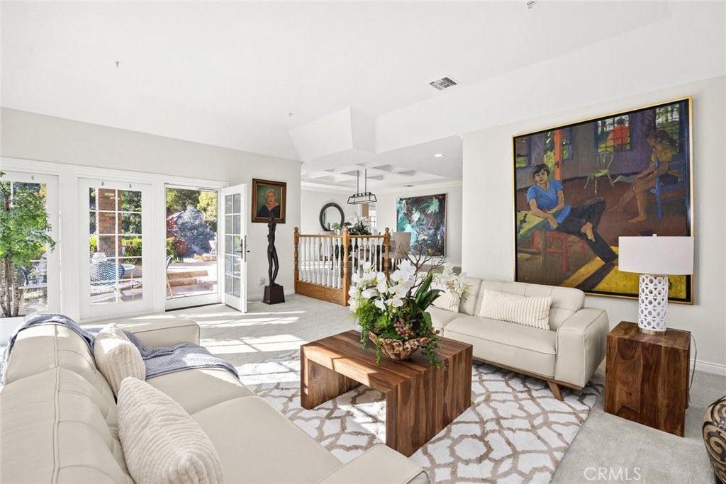 Chandelier, Interior, Living room, Recessed Lighting