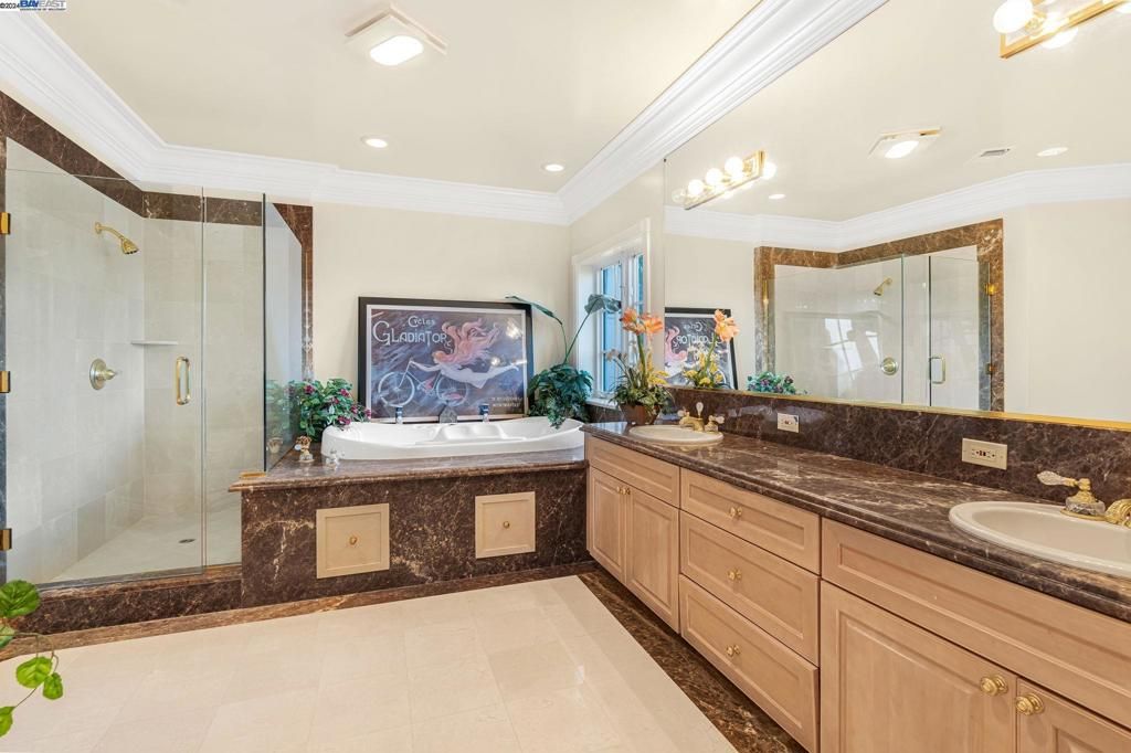 Bathroom, Dual Sink Vanities, Glass Shower, Interior, Recessed Lighting