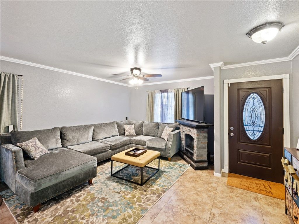 Fireplace, Interior, Living room
