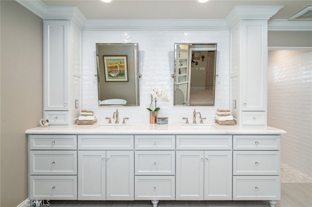 Bathroom, Dual Sink Vanities, Interior, Recessed Lighting, Wood Texture Flooring
