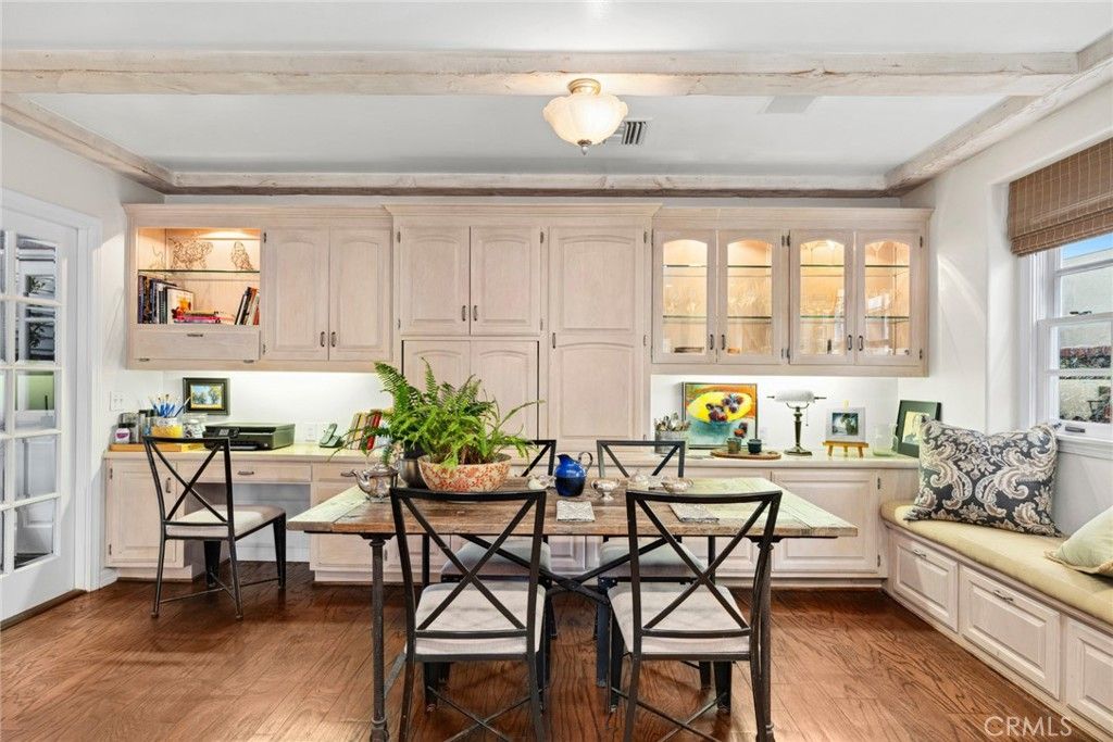 Dining room, Interior, Kitchen, Wooden Beams, Wood Texture Flooring