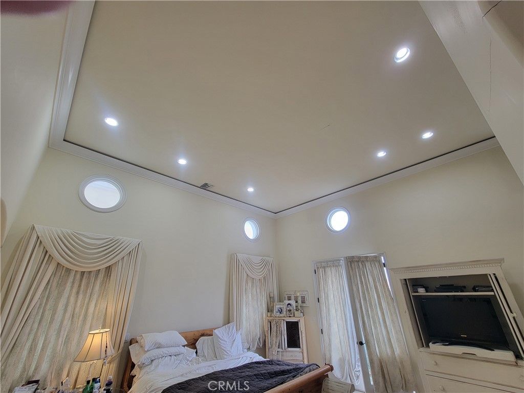 Bedroom, Interior, Recessed Lighting
