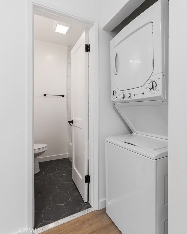 Bathroom, Interior, Utility Closets, Washer, Wood Texture Flooring