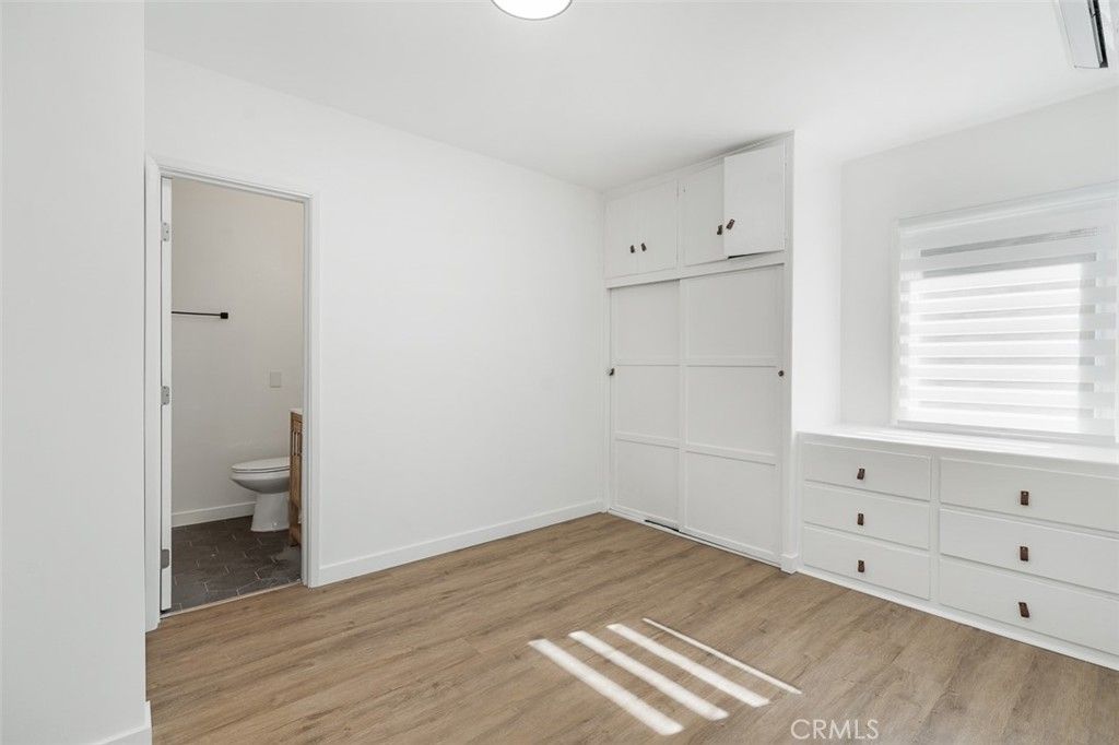 Bathroom, Interior, Recessed Lighting, Wood Texture Flooring