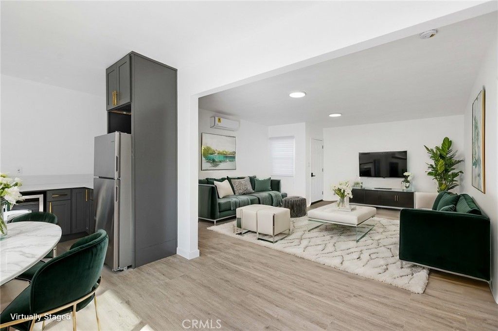 Interior, Kitchen, Living room, Recessed Lighting, Wood Texture Flooring