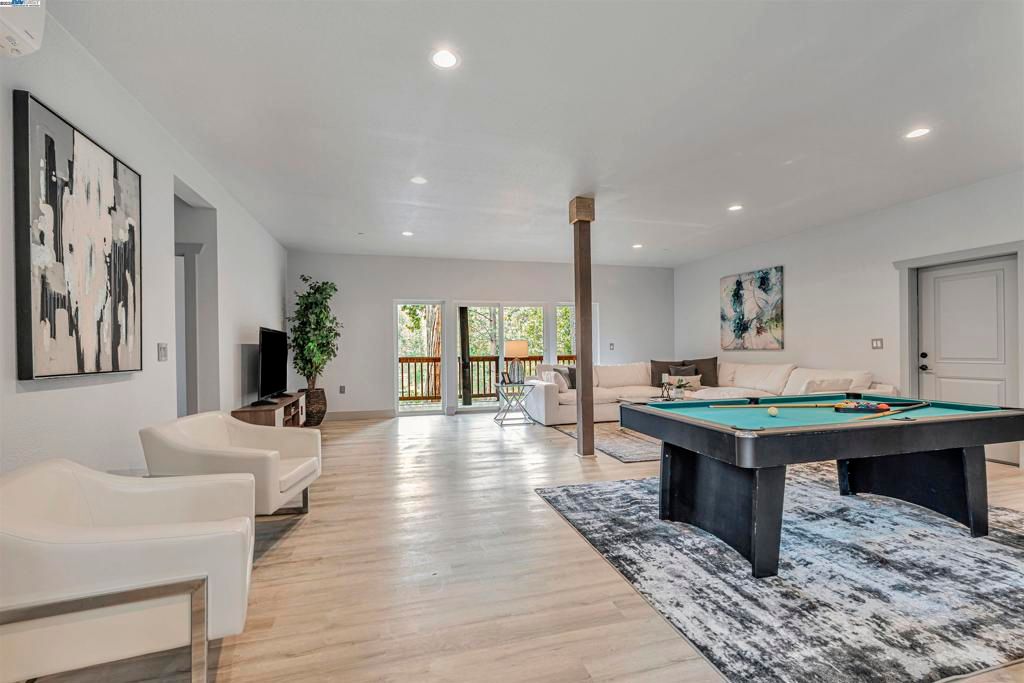 Billiard Table, Game Room, Interior, Recessed Lighting, Wood Texture Flooring