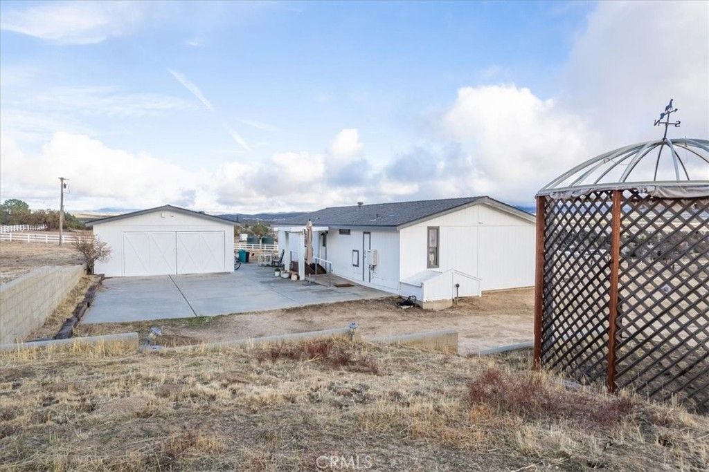 Backyard, Detached Garage, Exterior