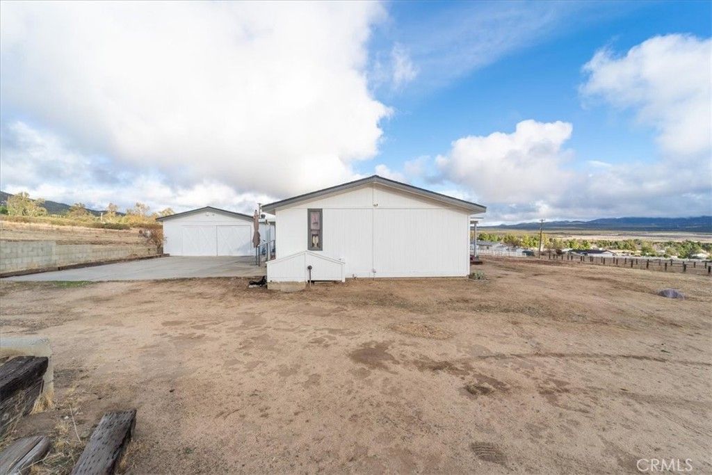 Backyard, Detached Garage, Exterior