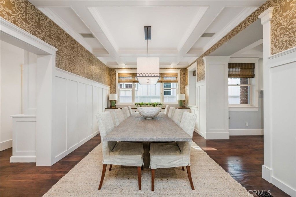 Dining room, Interior, Wood Texture Flooring
