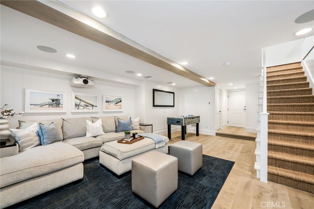Game Room, Interior, Living room, Recessed Lighting, Wood Texture Flooring