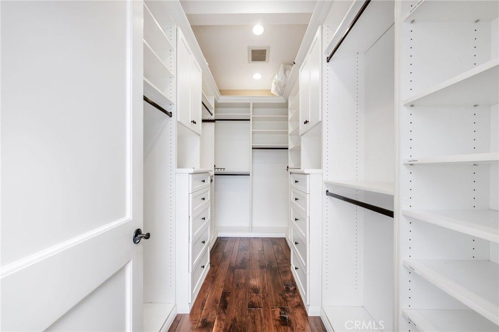 Interior, Recessed Lighting, Walk-in Closets, Wood Texture Flooring