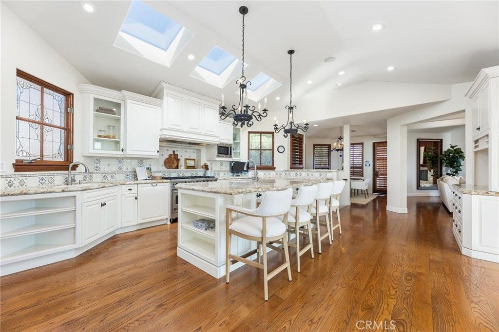 Chandelier, Interior, Kitchen, Pendant Lights, Recessed Lighting, Wood Texture Flooring
