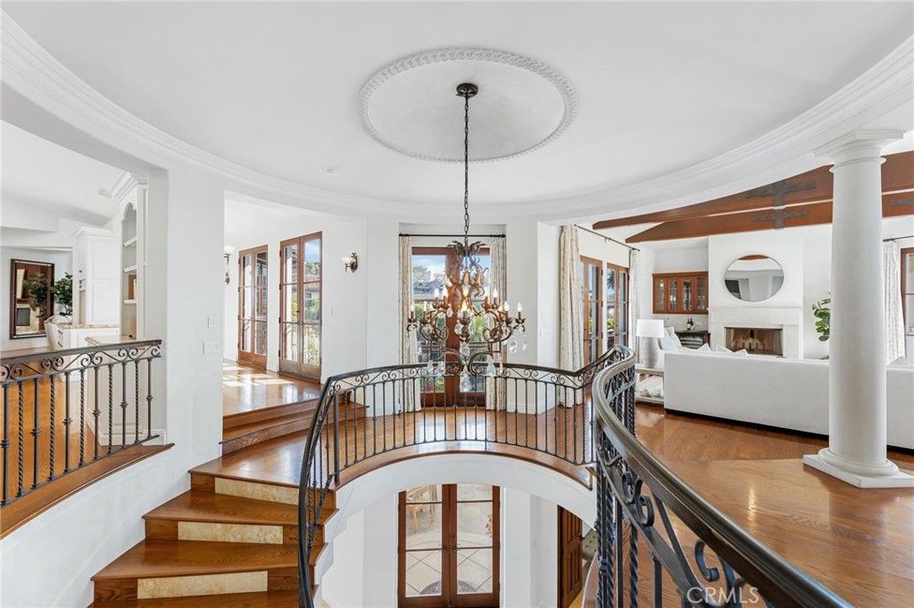 Chandelier, Dining room, Fireplace, Interior, Living room, Wood Texture Flooring