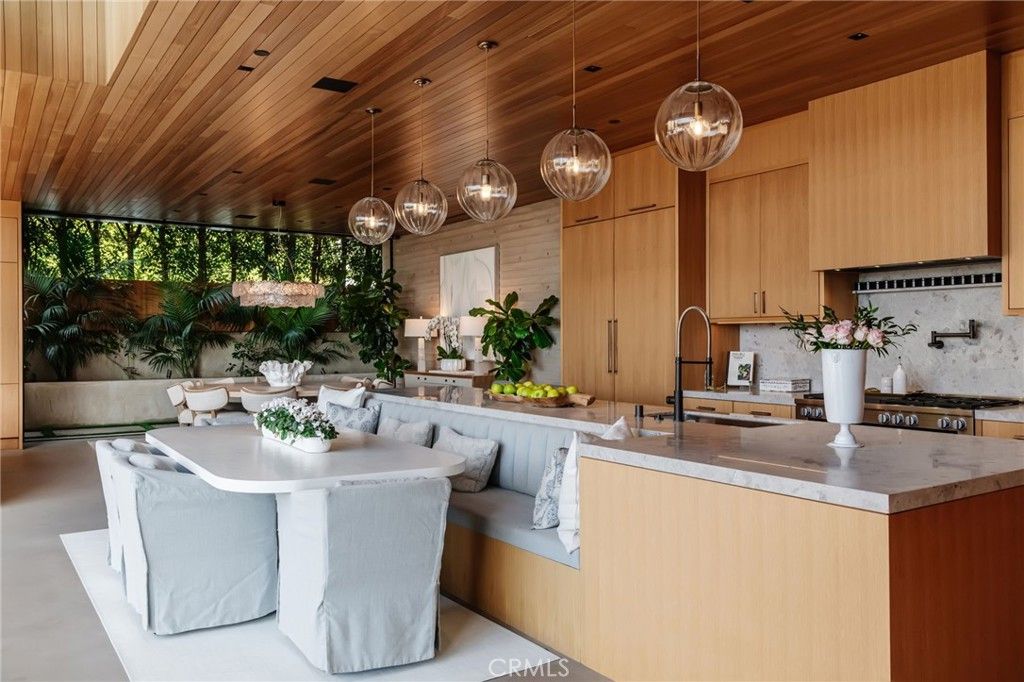 Interior, Kitchen, Pendant Lights, Recessed Lighting, Wooden Ceilings