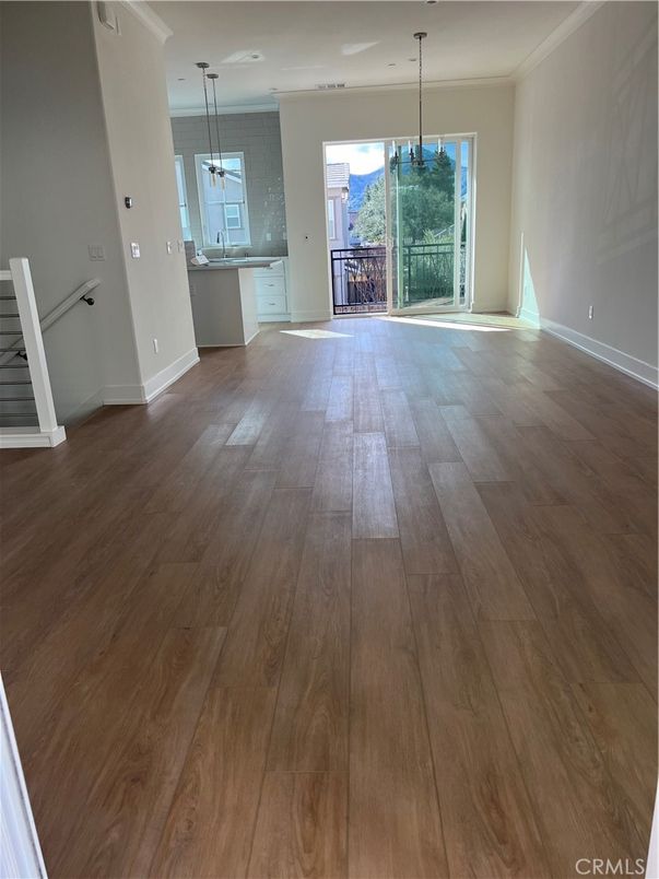 Empty room, Interior, Pendant Lights, Wood Texture Flooring