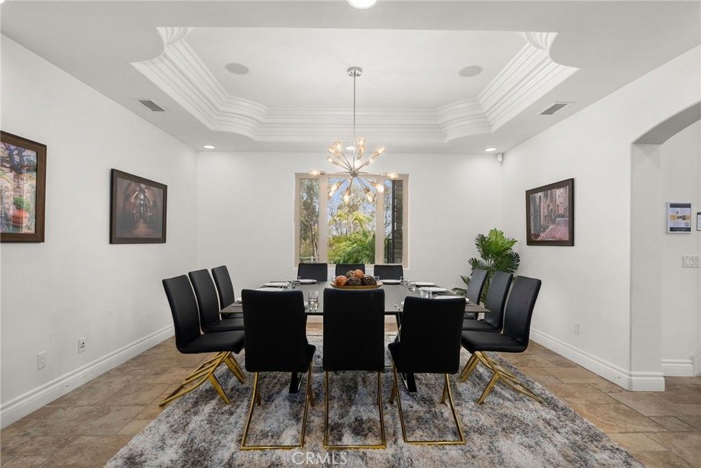Dining room, Interior, Pendant Lights, Recessed Lighting