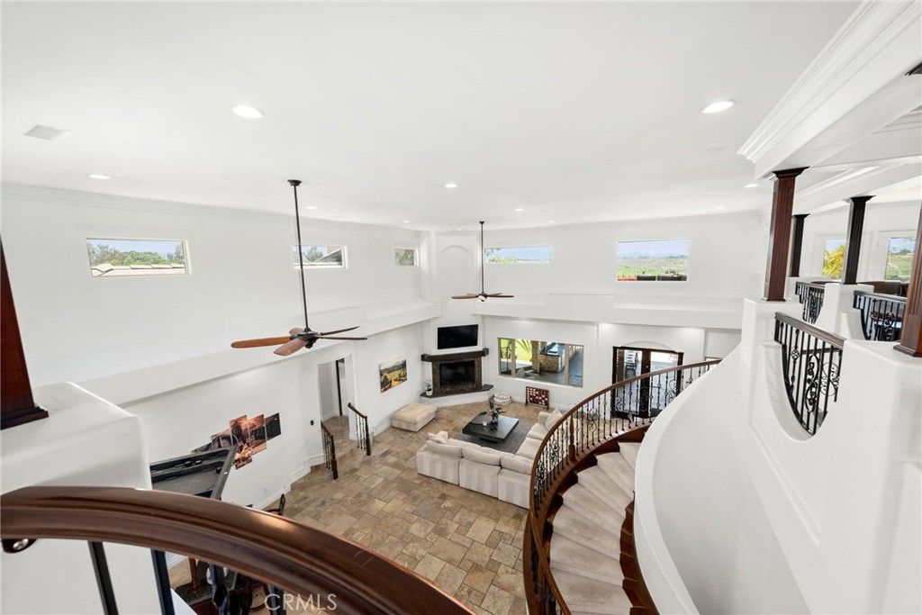 Fireplace, Interior, Living room, Recessed Lighting