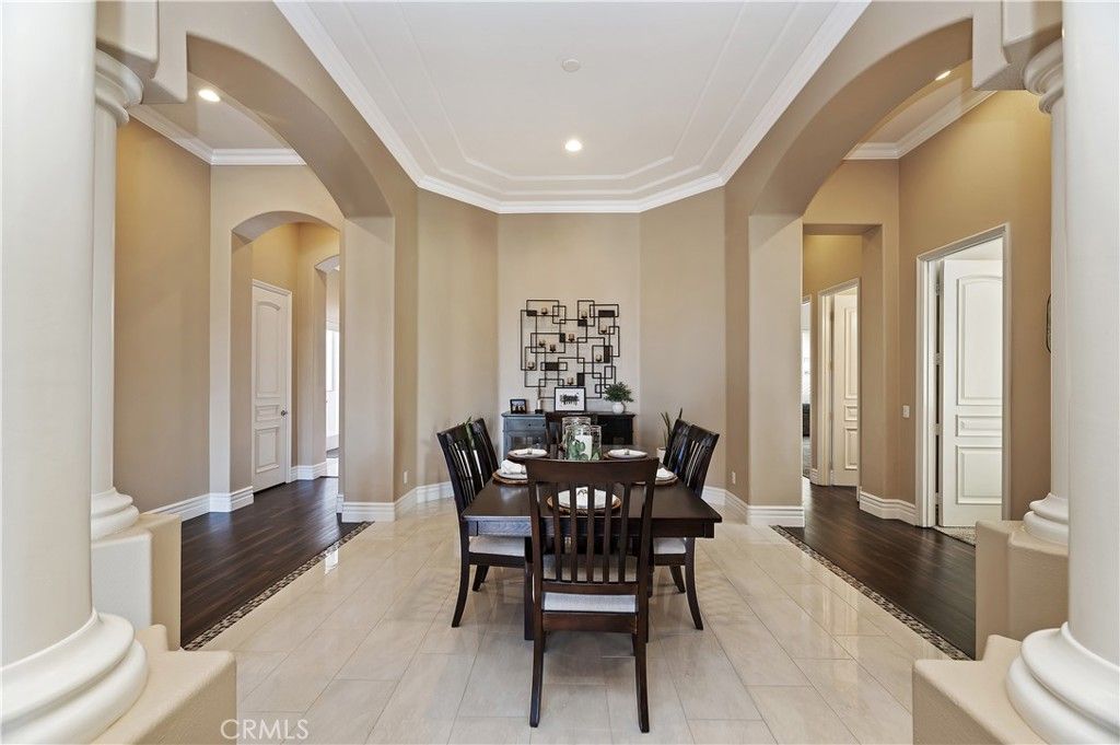 Dining room, Interior, Recessed Lighting, Wood Texture Flooring