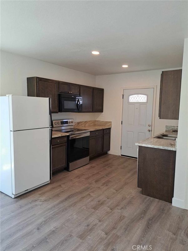 Interior, Kitchen, Recessed Lighting, Wood Texture Flooring