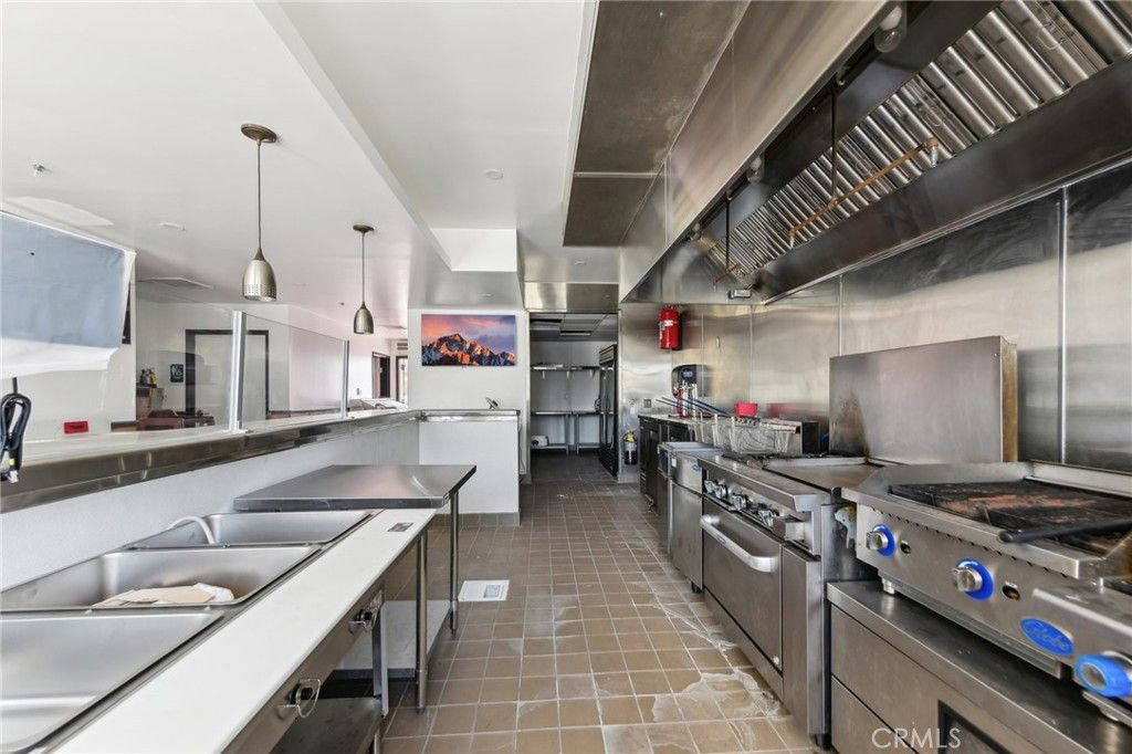 Interior, Kitchen, Pendant Lights, Stainless Steel Appliances