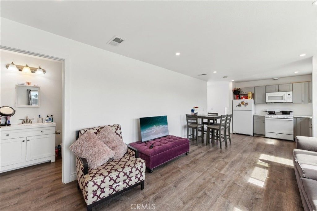 Dining room, Interior, Kitchen, Living room, Recessed Lighting, Wood Texture Flooring