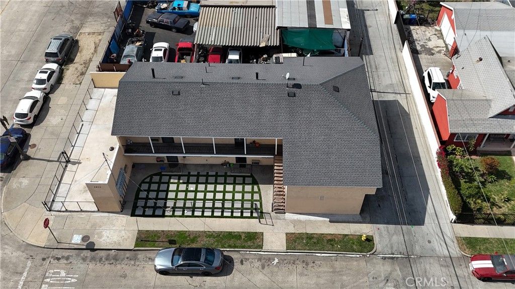 Exterior, Drone