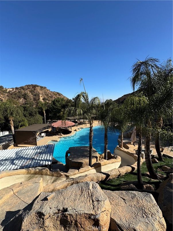 Exterior, Pool