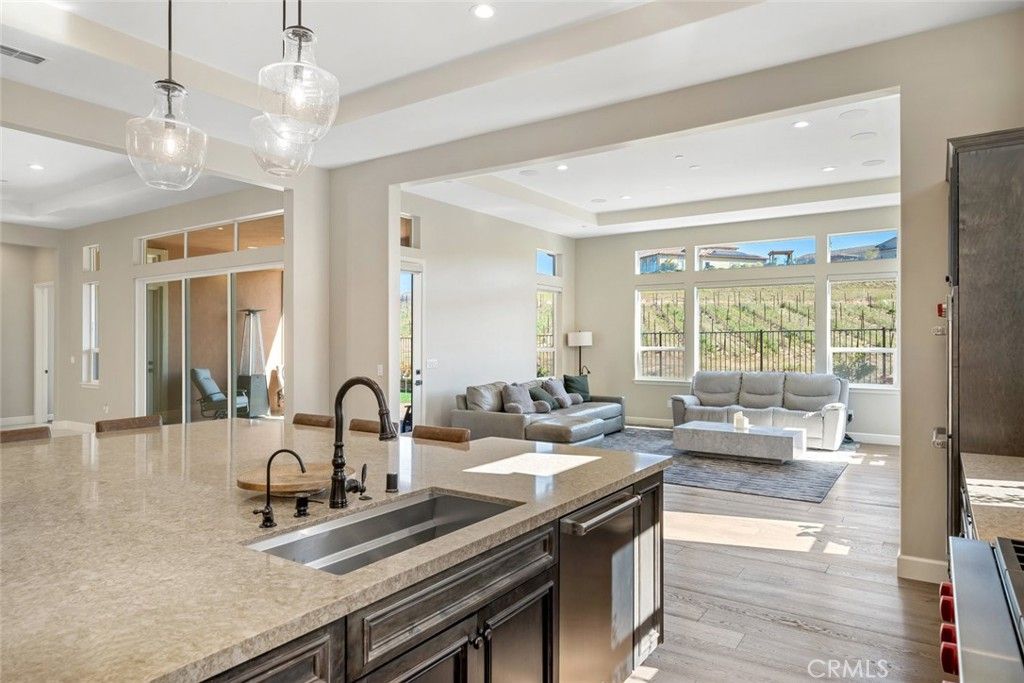 Interior, Living room, Pendant Lights, Recessed Lighting, Wood Texture Flooring