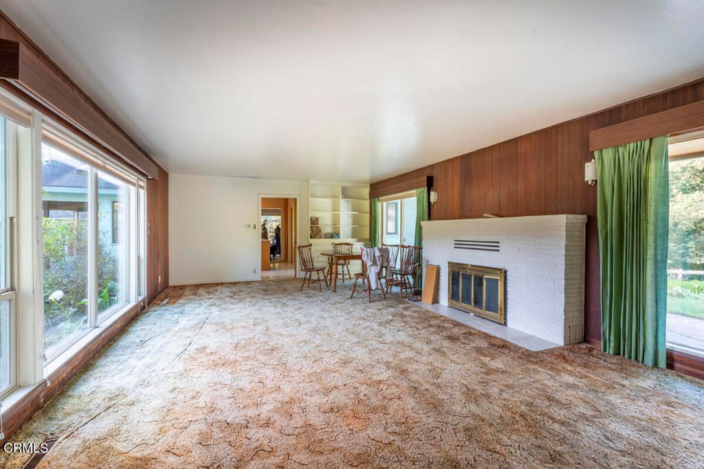 Dining room, Empty room, Fireplace, Interior, Wooden Walls