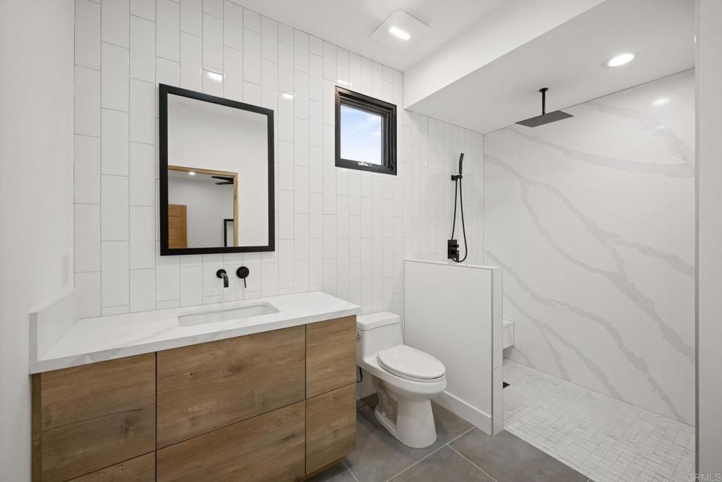 Bathroom, Interior, Marble Walls, Recessed Lighting