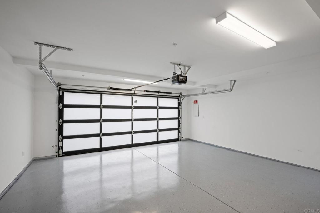 Garage, Interior