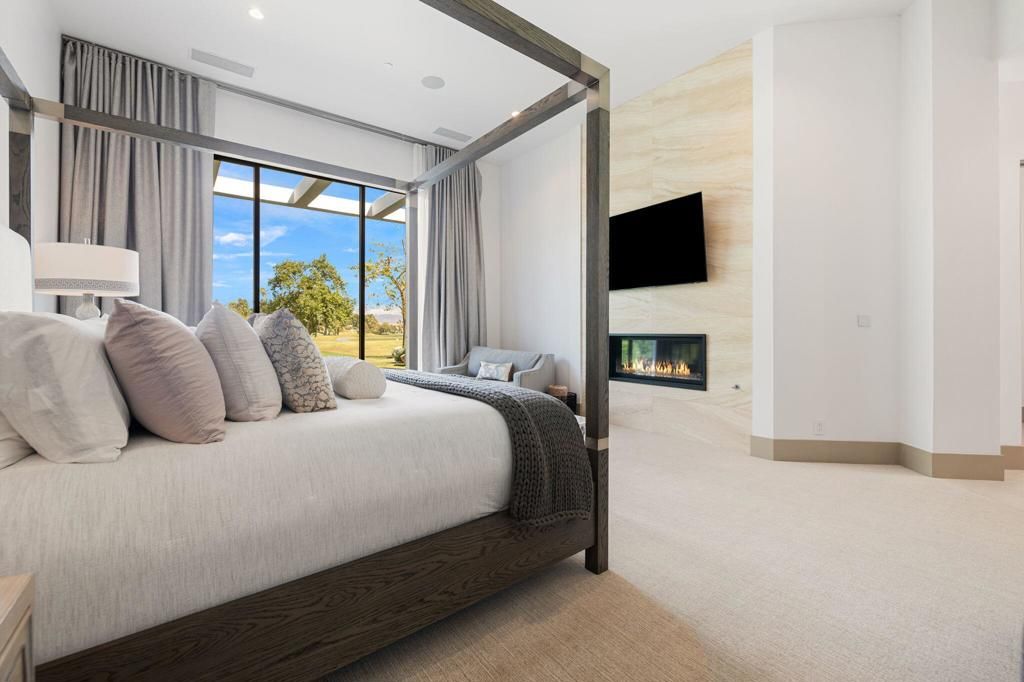 Bedroom, Fireplace, Interior, Recessed Lighting